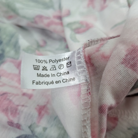 Show Me Your Mumu Brie Robe Garden of Bloom Floral - Picture 8 of 8